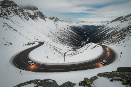 route-montagne-neige-voitures